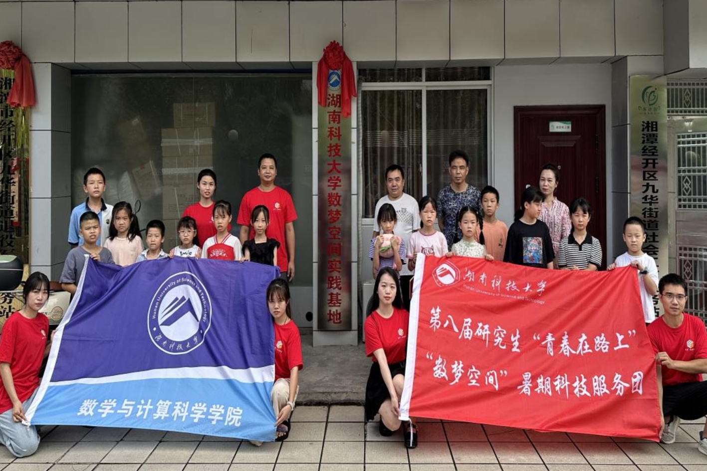 49bbfde78ef044d0a3ef538ac3ab2074.jpg a31816f56f9d47a9a2961e759caf9fad.jpg